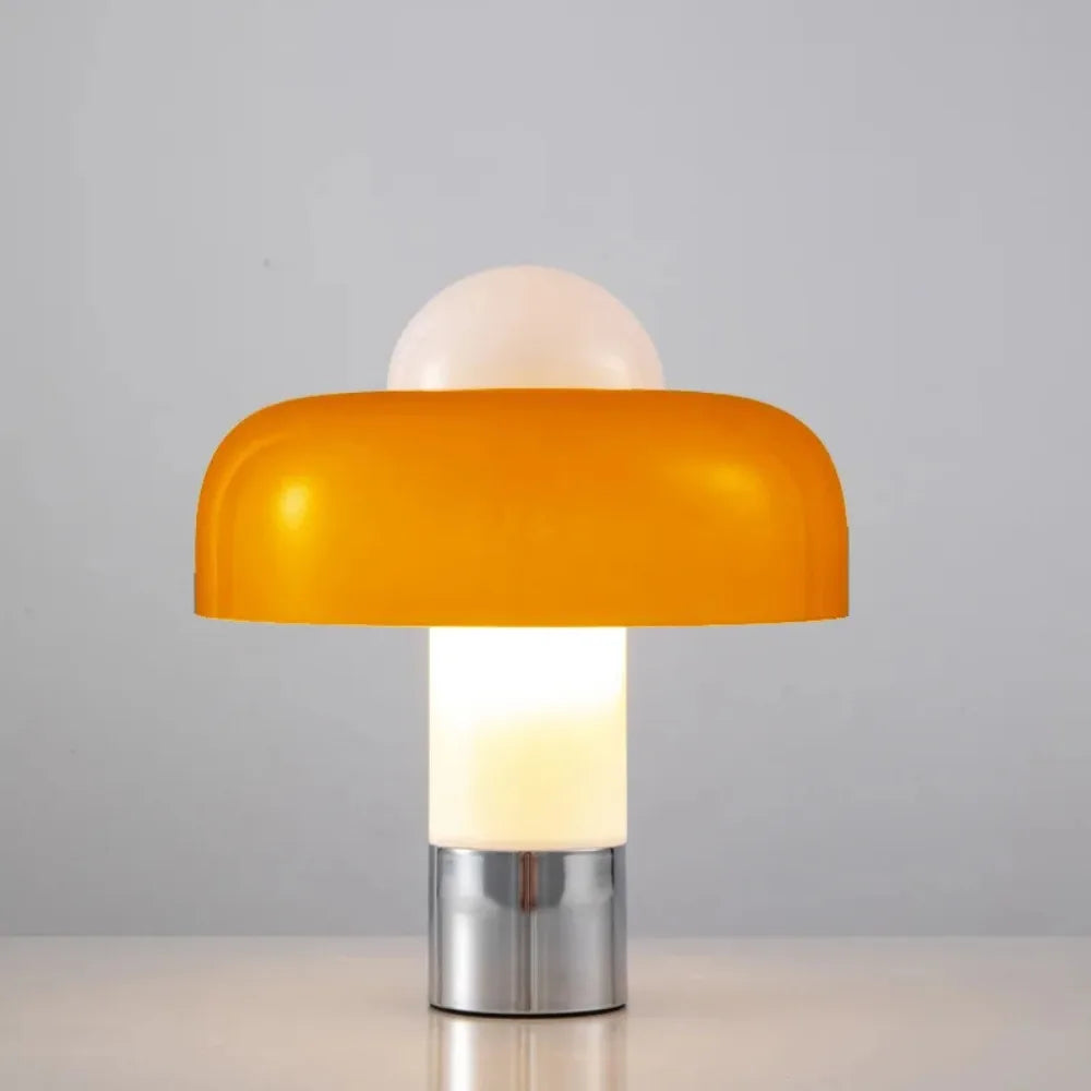 Solina – Vintage LED Nachttischlampe mit Chromfuß