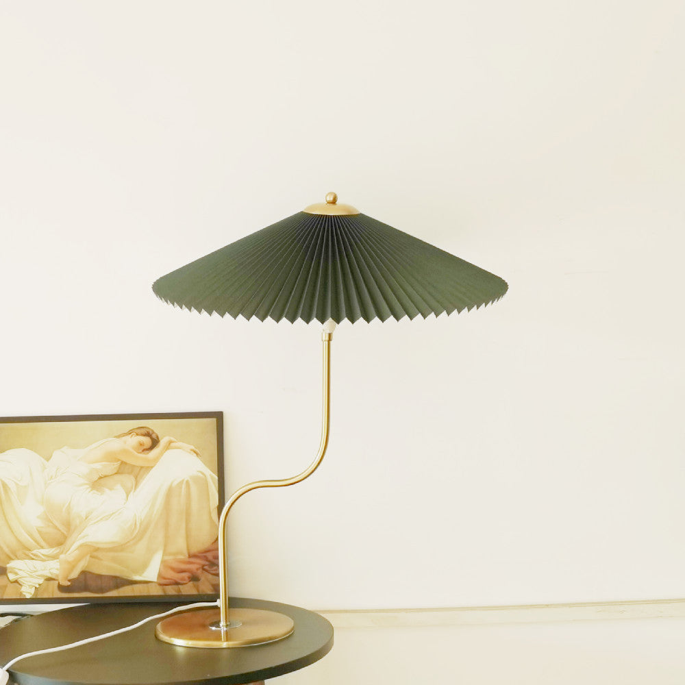 Favora | Tischlampe mit Gefaltetem Fächer-Schirm