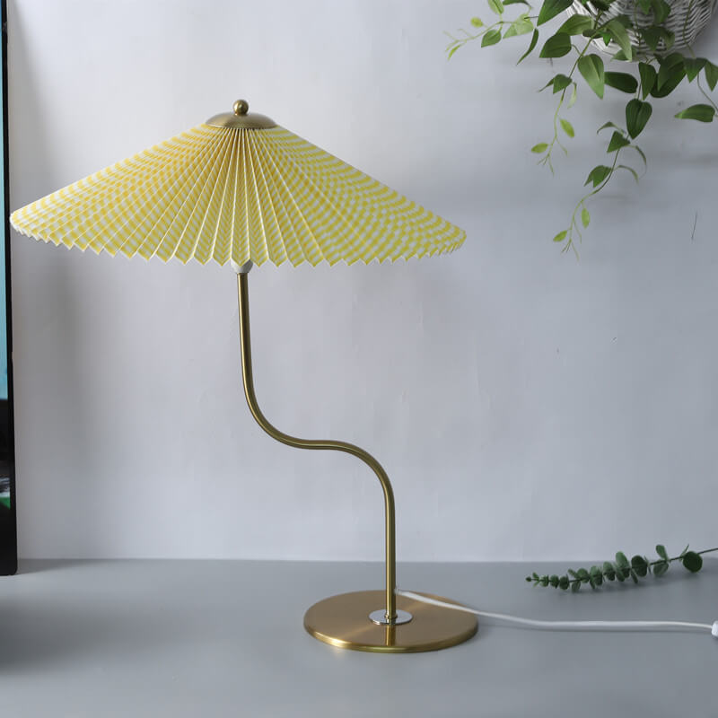 Favora | Tischlampe mit Gefaltetem Fächer-Schirm