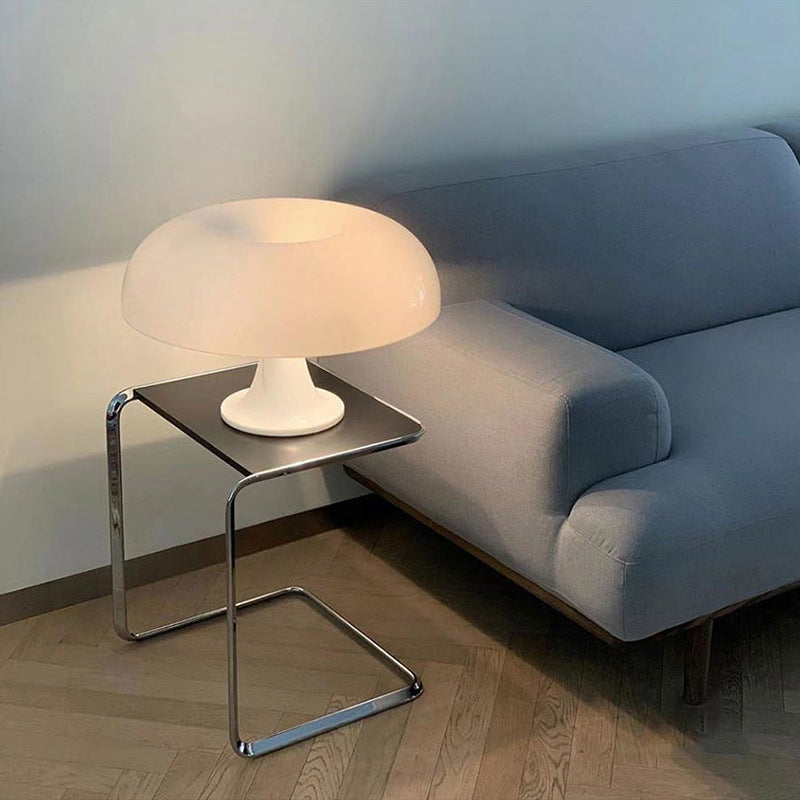 Nordic Mushroom | Minimalistische Tischlampe im Nesso-Stil