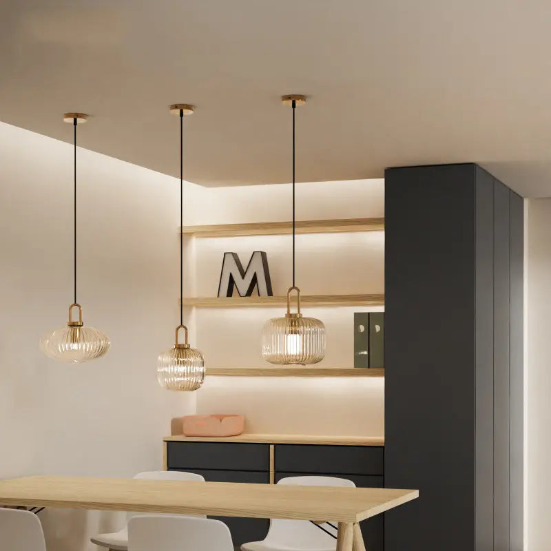 Clarena | Pendelleuchte im Riffelglas-Design