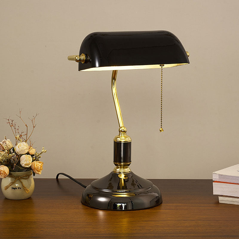 Aurelen | Schreibtischlampe im Retro-Messing-Design