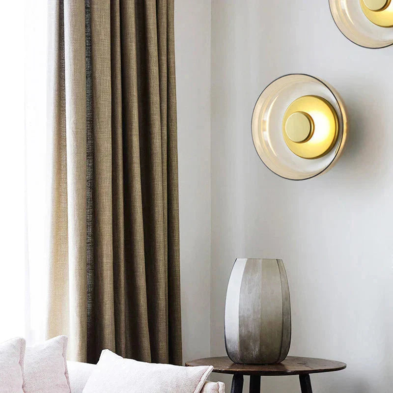Solviera | Wandlampe mit Rundglas-Design