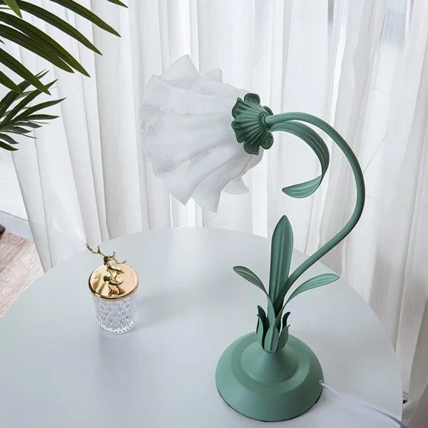 Florina | Blumen-Tischleuchte mit Blütenschirm